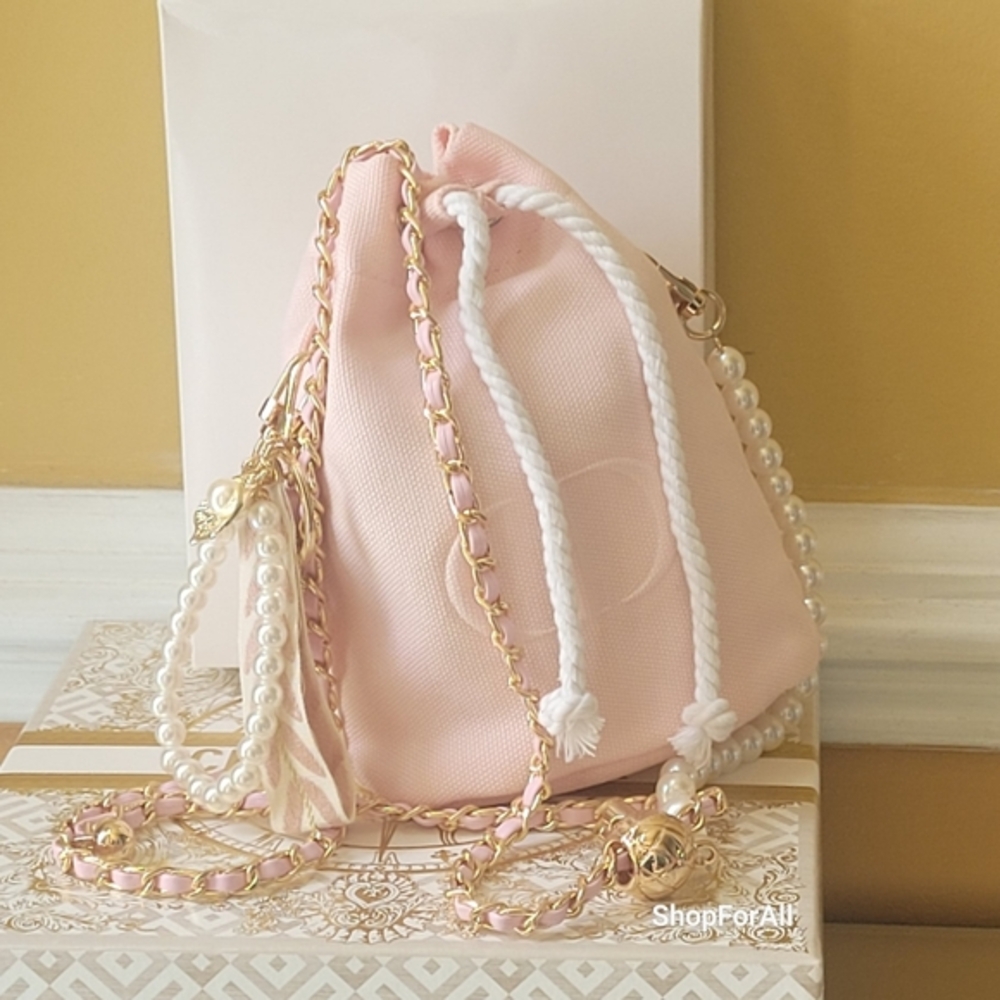 Dior - Picture 7 of 16